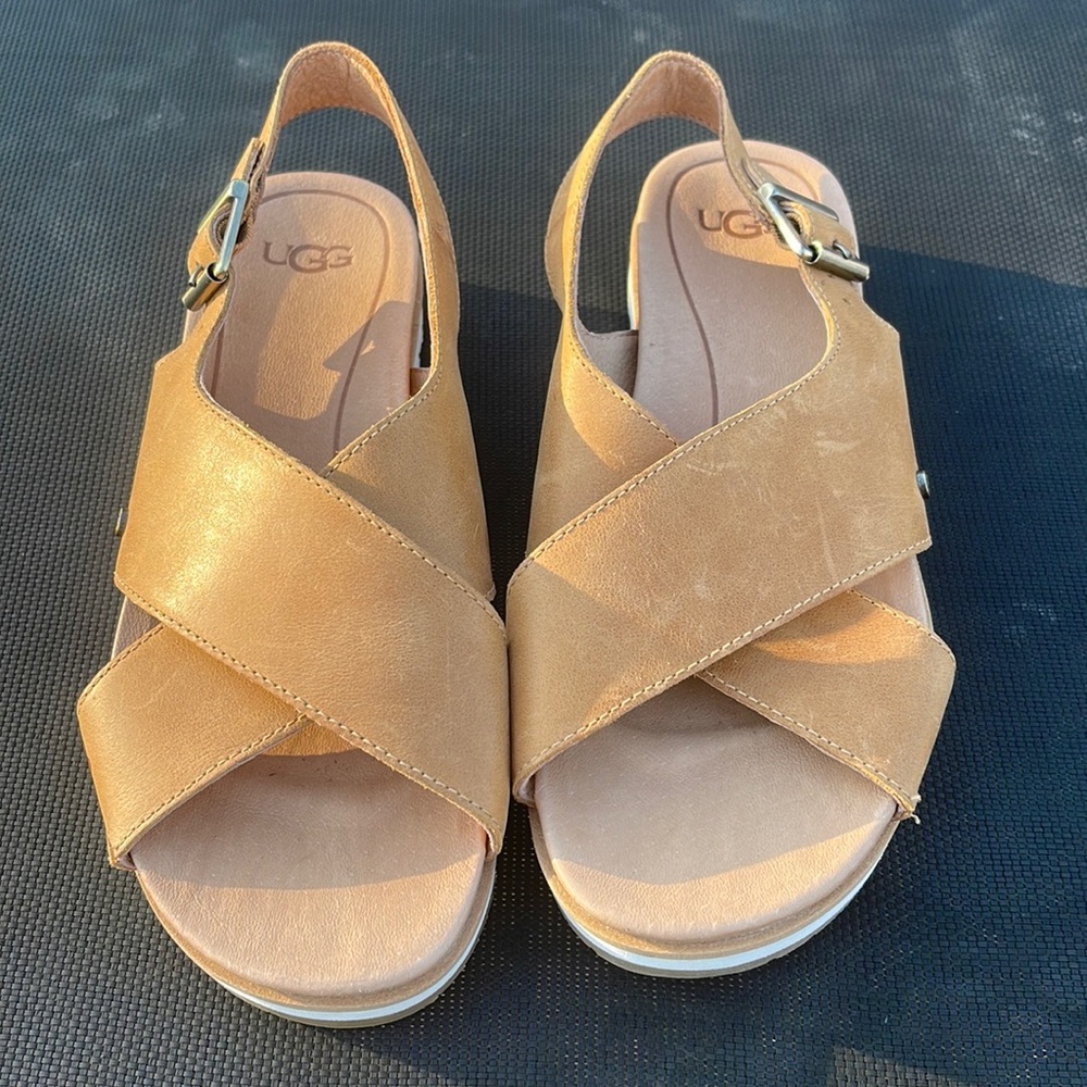 UGG Kids Tan Crisscross Slingback Sandals